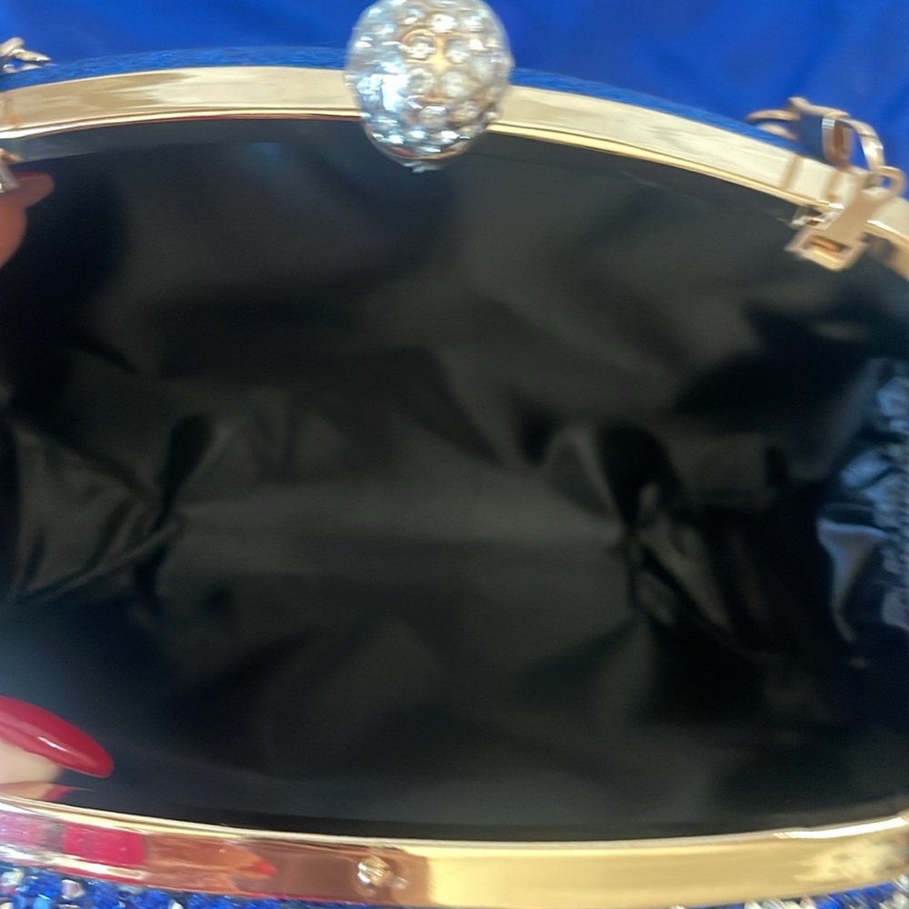 Clutch - Picture 3 of 5